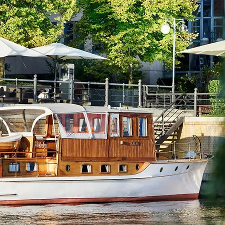 Abion Spreebogen Waterside Hotel Berlin-2